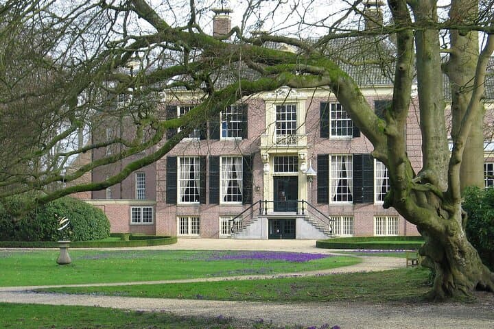 Castle De Haar and 17th century Palaces Private Tour