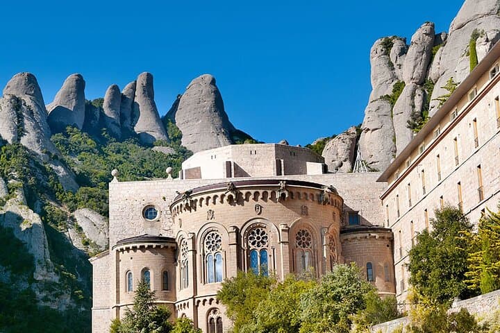 Montserrat Day Trip Scenic Cog Wheel Train from Barcelona + Ebook
