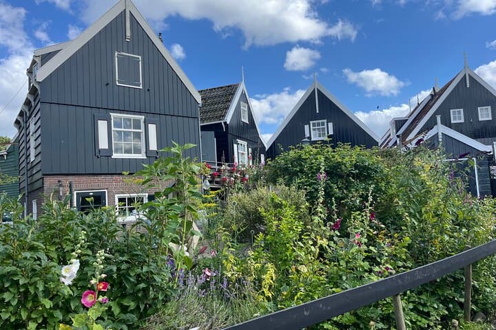 Private half day tour from Amsterdam to Edam Volendam and Marken