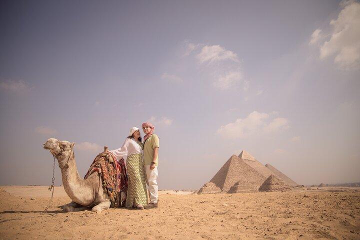 CAIRO LAYOVER EXCURSION TO GIZA PYRAMIDS SPHINX COPTIC CAIRO and BAZAAR