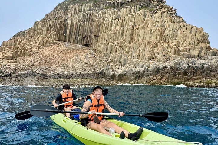 Kayaking Tour Crossing through Tunnel Cave in Hong Kong Geopark