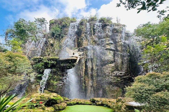 Chiang Mai-Chiang Rai: White-Blue-Temple-Lalita Cafe -Lunch