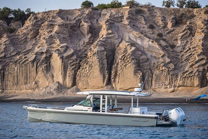 Private Axopar 37 MotorYacht Cruise in Santorini w/ Snack & Drink