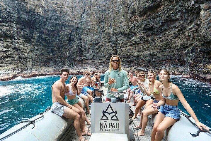 Nā Pali Coast Zodiac Raft Sea Caves Expedition on Kauai