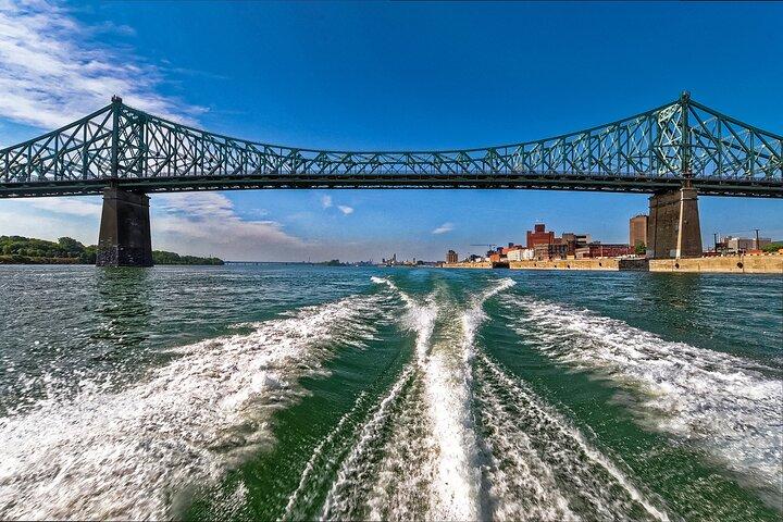 Sunset Boat tour on the St Lawrence River Old Port Montreal(1hrs)