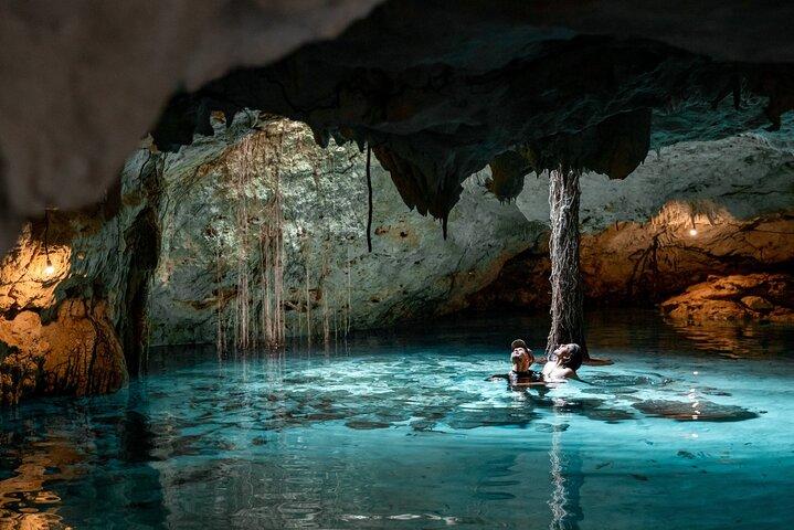 Tulum and 2 cenotes from Riviera Maya in half a day