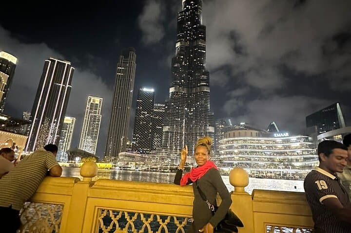 Dubai Night City Tour with Private Transfers and Local Snacks