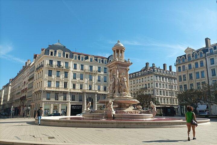 Private tour of Lyon with an official guide