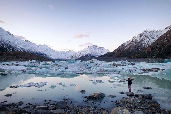 Mt Cook Full-Day Small Group Tour from Queenstown