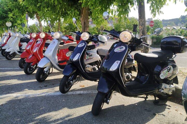Private Vespa Tour "Among the hills of Barolo and Barbaresco"