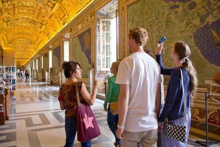 Rome: Vatican Museum & Sistine Chapel Guided Tour