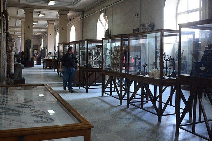 Cairo-Giza: Egyptian Museum and Khan el-Khalili Guided Tour
