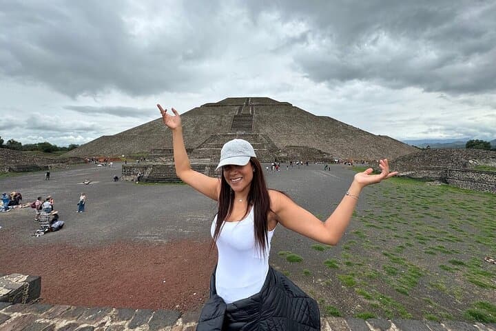 Teotihuacan Tour + Basilica of Guadalupe Without Skipping stops