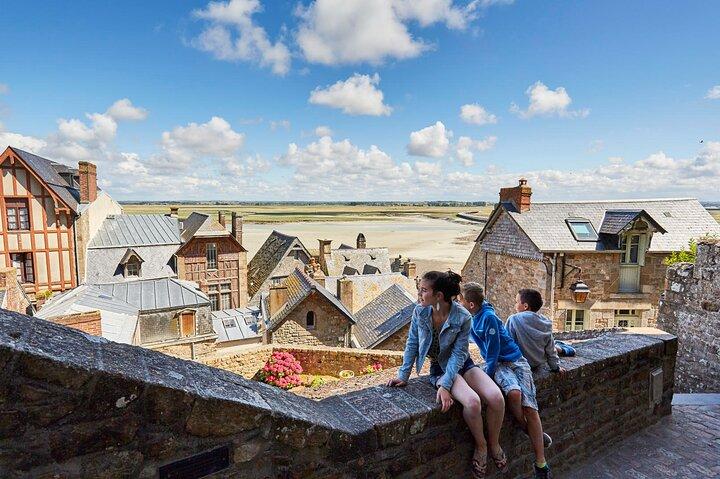 Mont Saint-Michel and Normandy D-Day Omaha Private from Paris