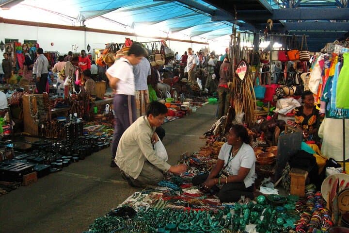 Nairobi Guided Cultural Shopping Experience Day Tour