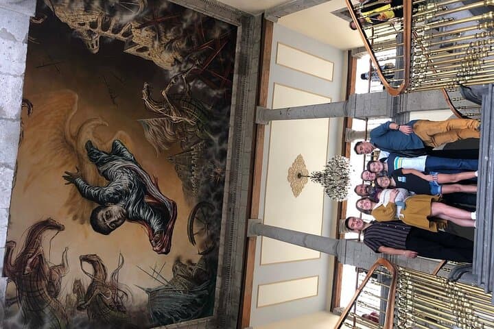 PRIVATE Tour Chapultepec Castle - Tickets Included