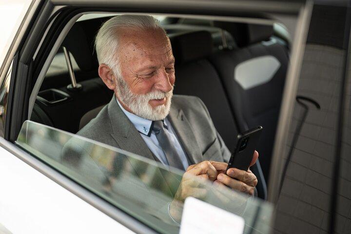 Transfer from London Gatwick Airport to Central London