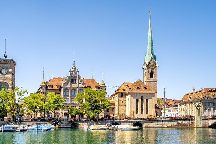 Zurich Old Town Walking Tour with Lake Zurich Boat Cruise
