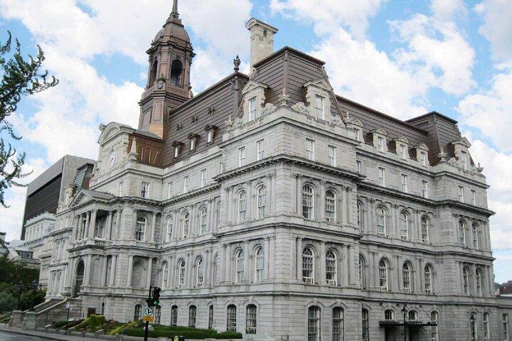Old Montreal: Self-Guided Tour from Place D‘Armes to Old Port