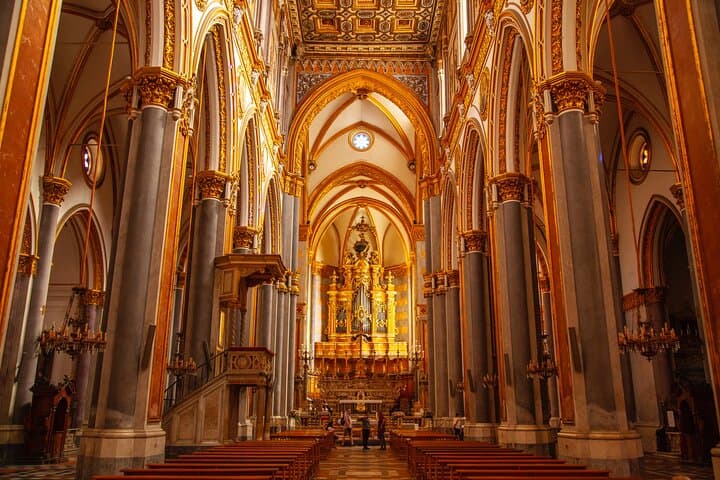 Walking Tour of Naples Old Town with Expert Guide