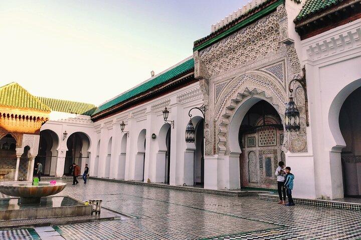 Fez Walking Tour Guide
