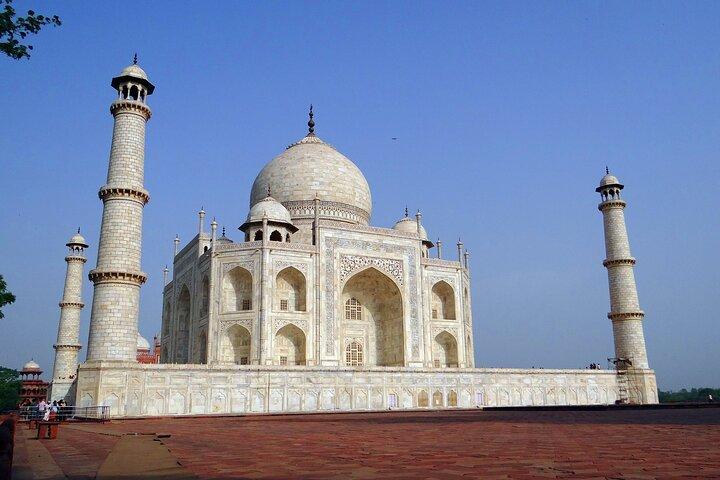 Private Sunrise Taj Mahal & Agra Day Tour from Delhi
