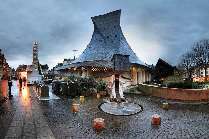 Private Giverny, Rouen and Honfleur Tour from Paris