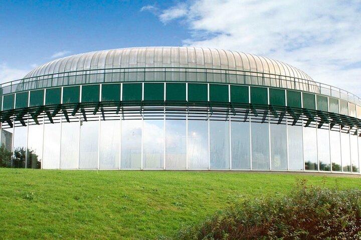 Normandy D-Day Beaches and Caen Memorial Private Tour from Paris