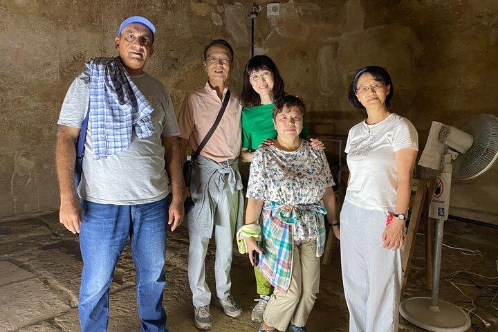 Private Full day Tour to Pyramids, Egyptian Museum and Bazaar