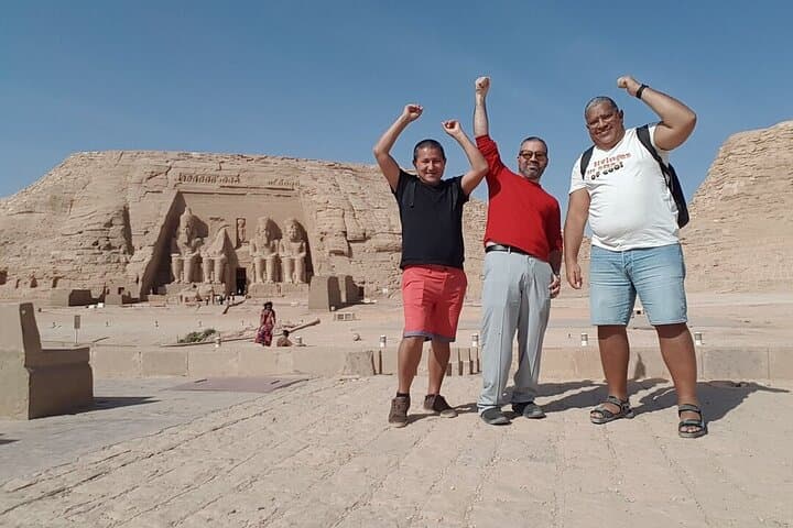 5-Days Nile Cruise sails Luxor to Aswan &Abu Simbel. Opt. Balloon