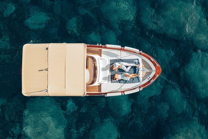 Cinque Terre Daytime Boat Tour : escape into beauty and color
