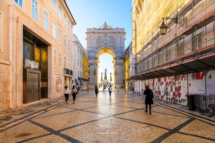 Lisbon Old Town Walking Tour with River Cruise Tickets