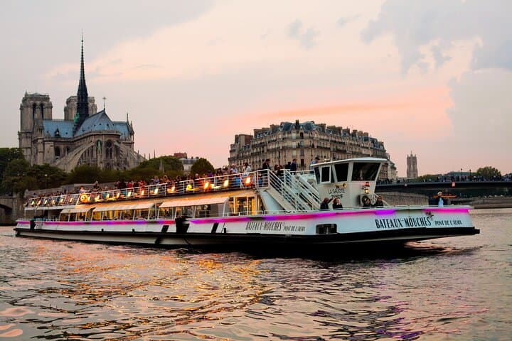 Bateaux Mouches® Sightseeing Cruise on the Seine River in Paris