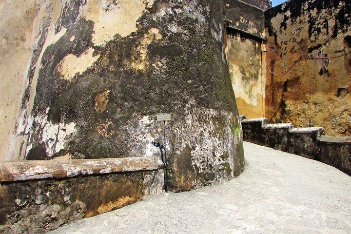 Mombasa City Tour - Fort Jesus, Old Town, Spice Town & Craft
