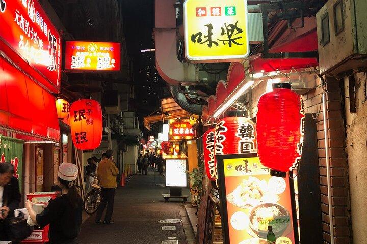 Hidden Local Bars Hopping tour in Kobe