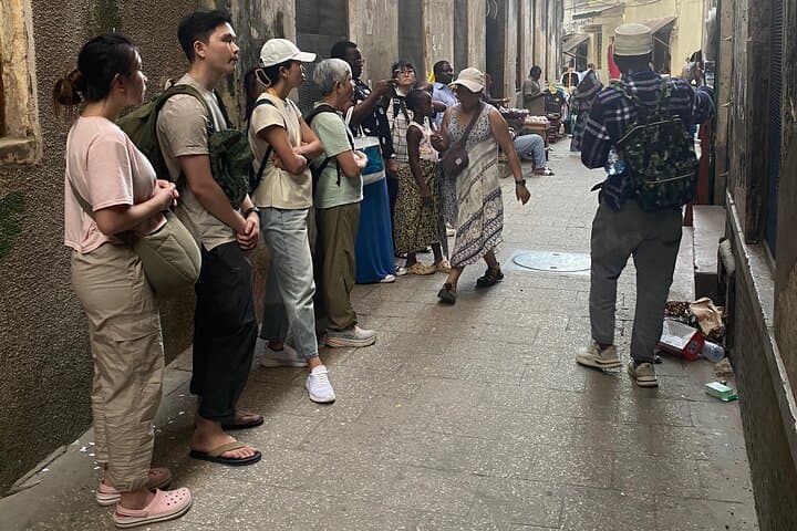 Welcome Zanzibar : A Journey through time for the Old Town