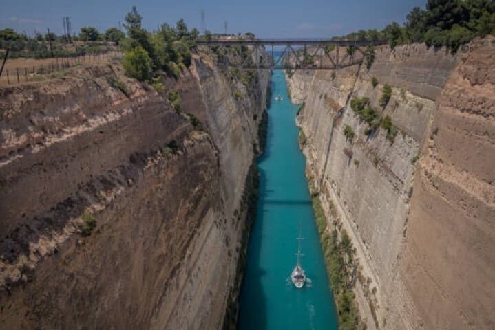 Corinth Canal and Ancient Olympia Private Trip from Athens