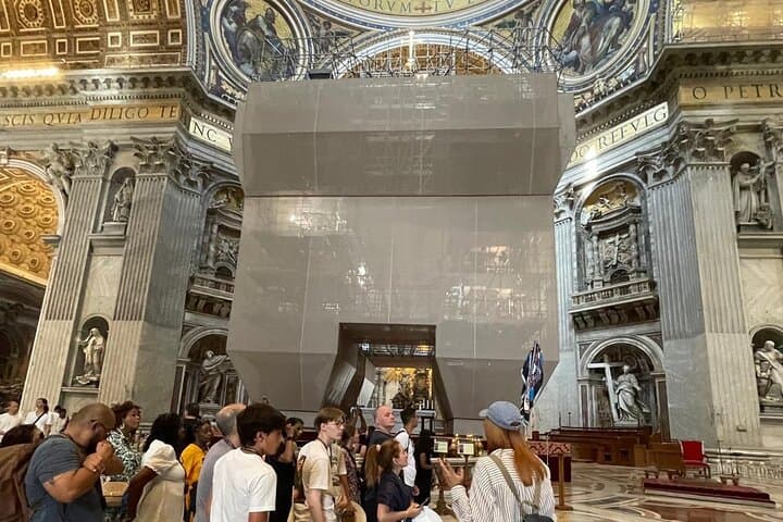 Rome: St. Peter's Basilica & Papal Tombs Express Tour