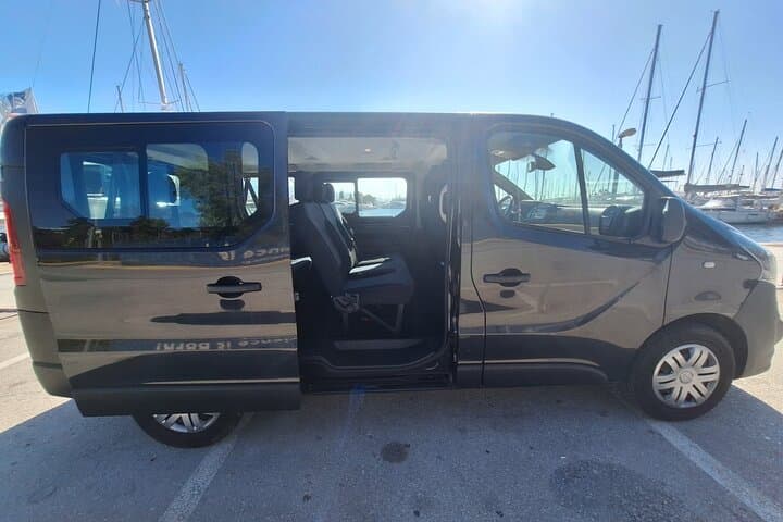 Athens Private Transfer: Athens City to Piraeus Cruise Port