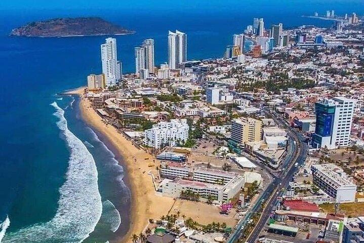 Mazatlan van for hire at cruise terminal – Bilingual Driver Incl.