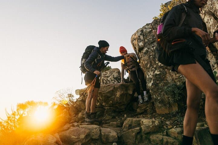 Lion’s Head Sunrise Guided Hike – Fresh Coffee & 360° Views
