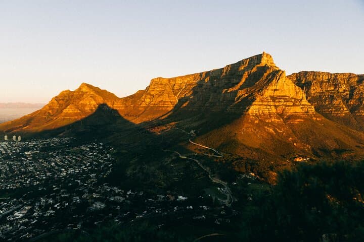 Table Mountain Guided Hike – Safe, Scenic & Tailored to You