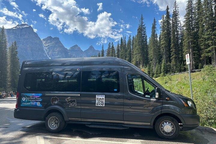 From Banff/Canmore: Trip to Moraine Lake and Lake Louise