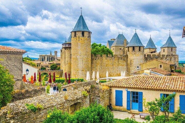 Carcassonne Walking Tour with Audioguide on Your Smartphone