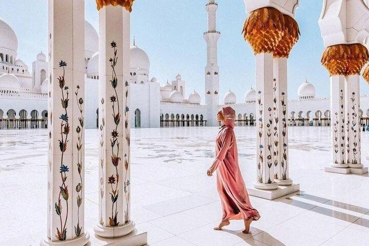 5 Days and 4 Nights of Majestic Dubai and Abu Dhabi