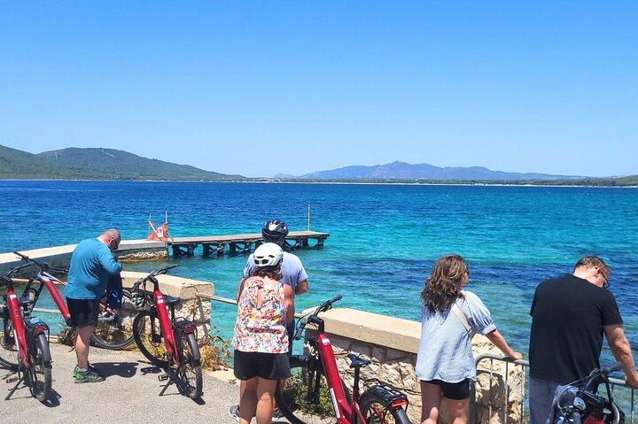4 hours Guided E-bike Tour to Capo Caccia in Alghero