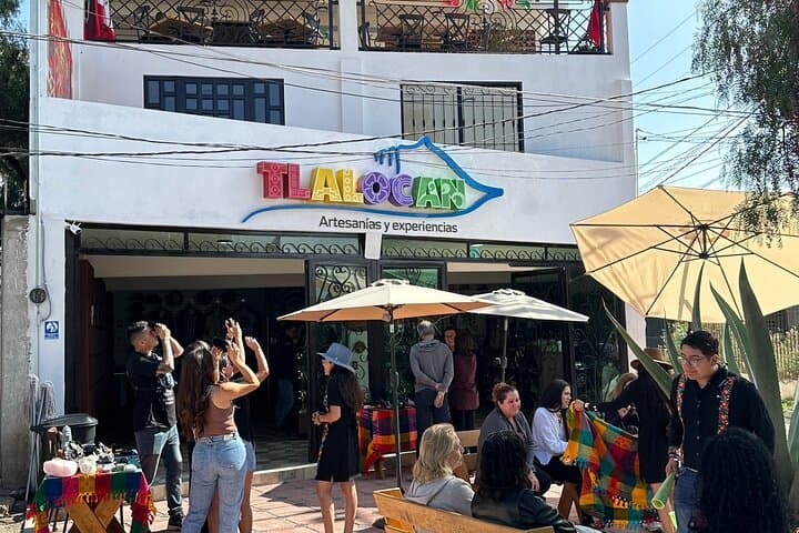 Balloon Flight with Breakfast in a Natural Cave and Transportation from CDMX