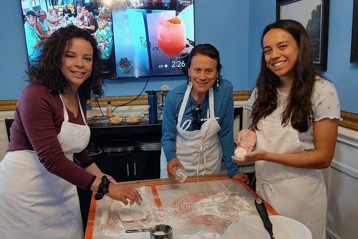 Hands-on Cooking Class in Charleston