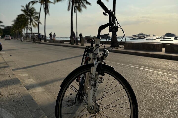 Private Bike Tour Zanzibar