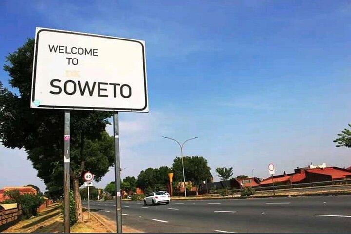Half Day Soweto and Apartheid Museum Guided Tour